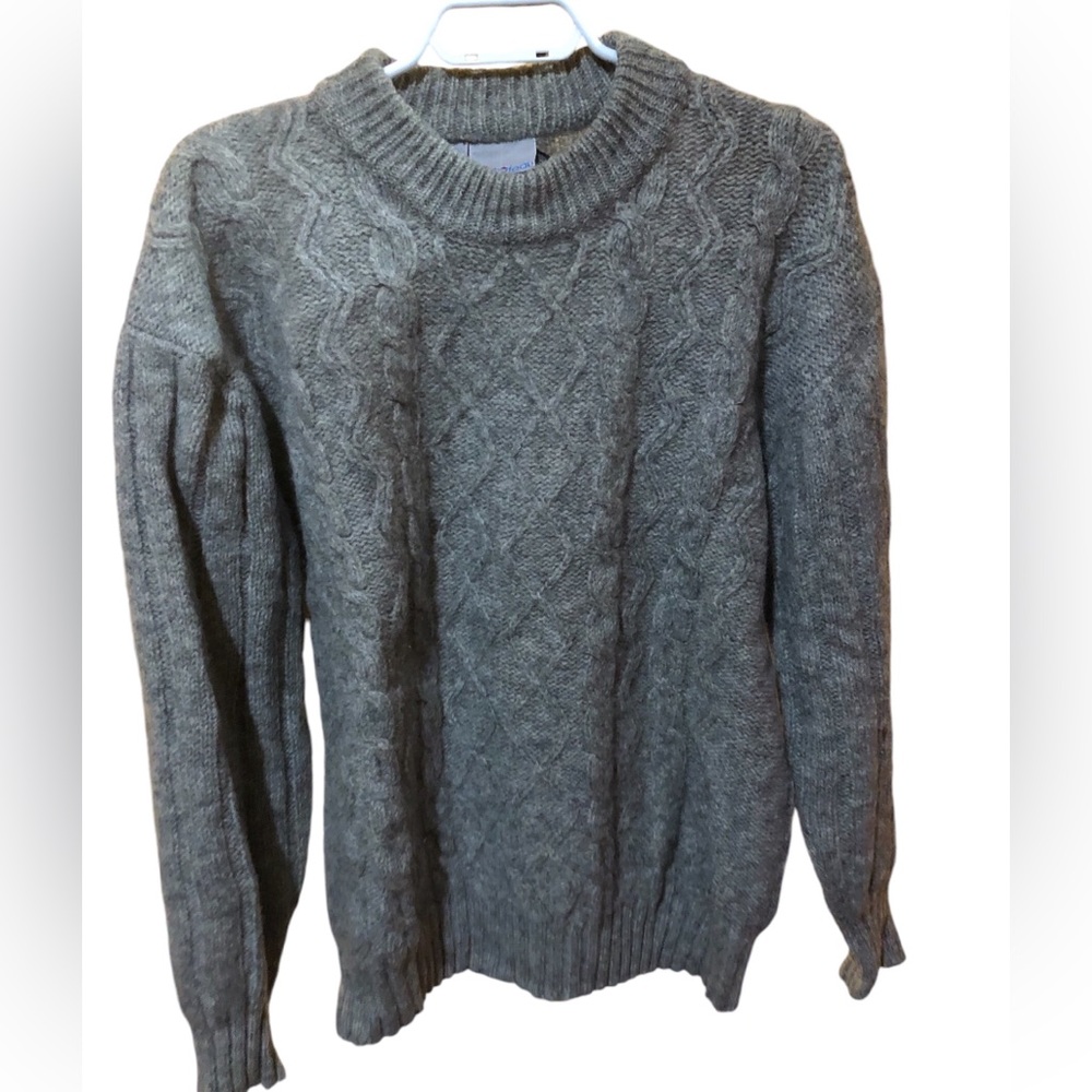 Vintage Le Chateau Shetland Wool Cable knit Sweater Medium Looks unisex